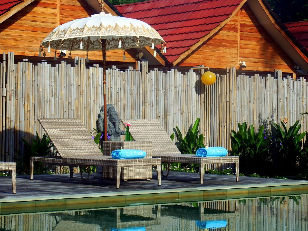 United Colors Of Gili Hotel Gili Meno Exterior photo